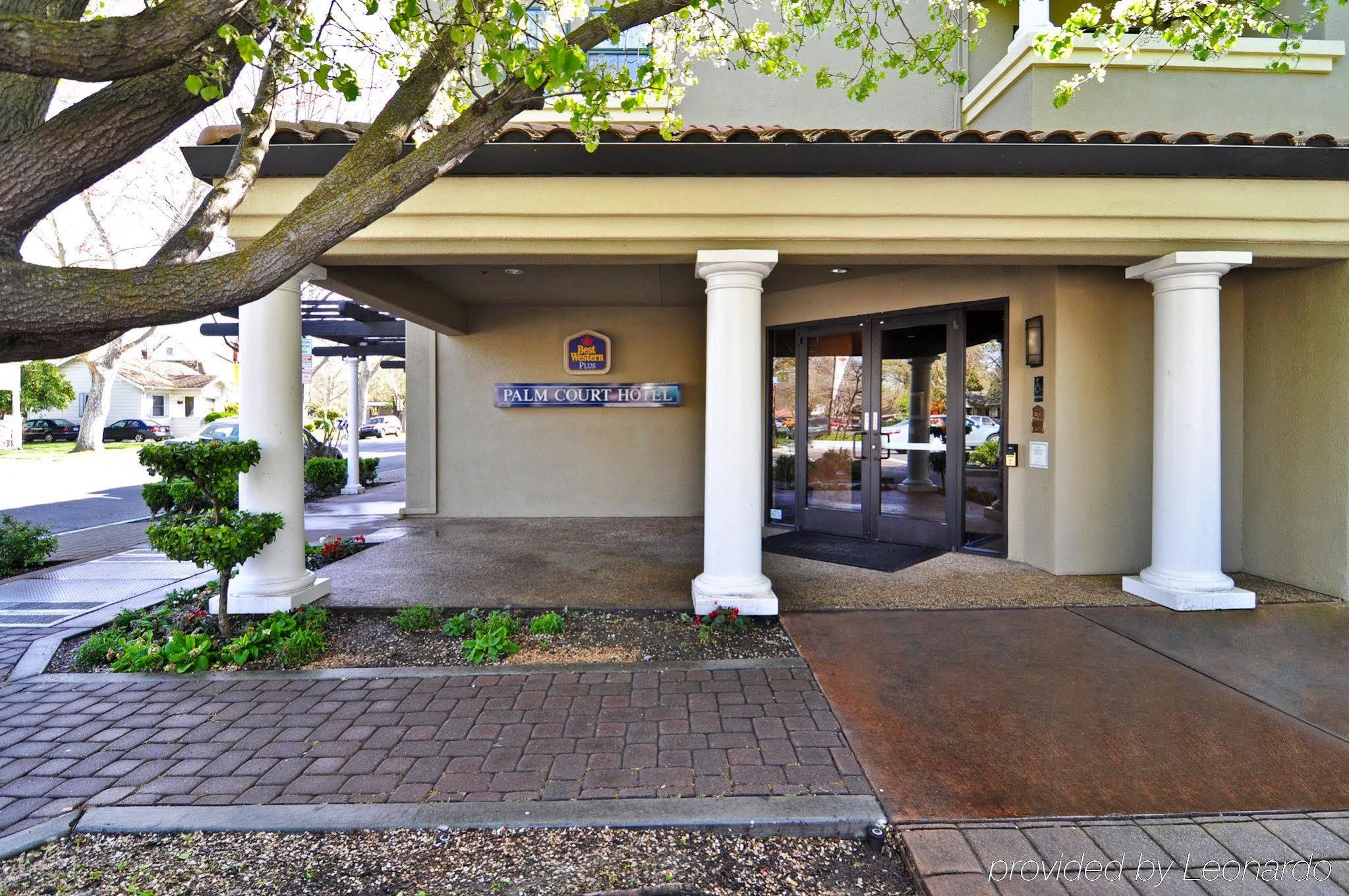 Best Western Plus Palm Court Hotel Davis Eksteriør bilde