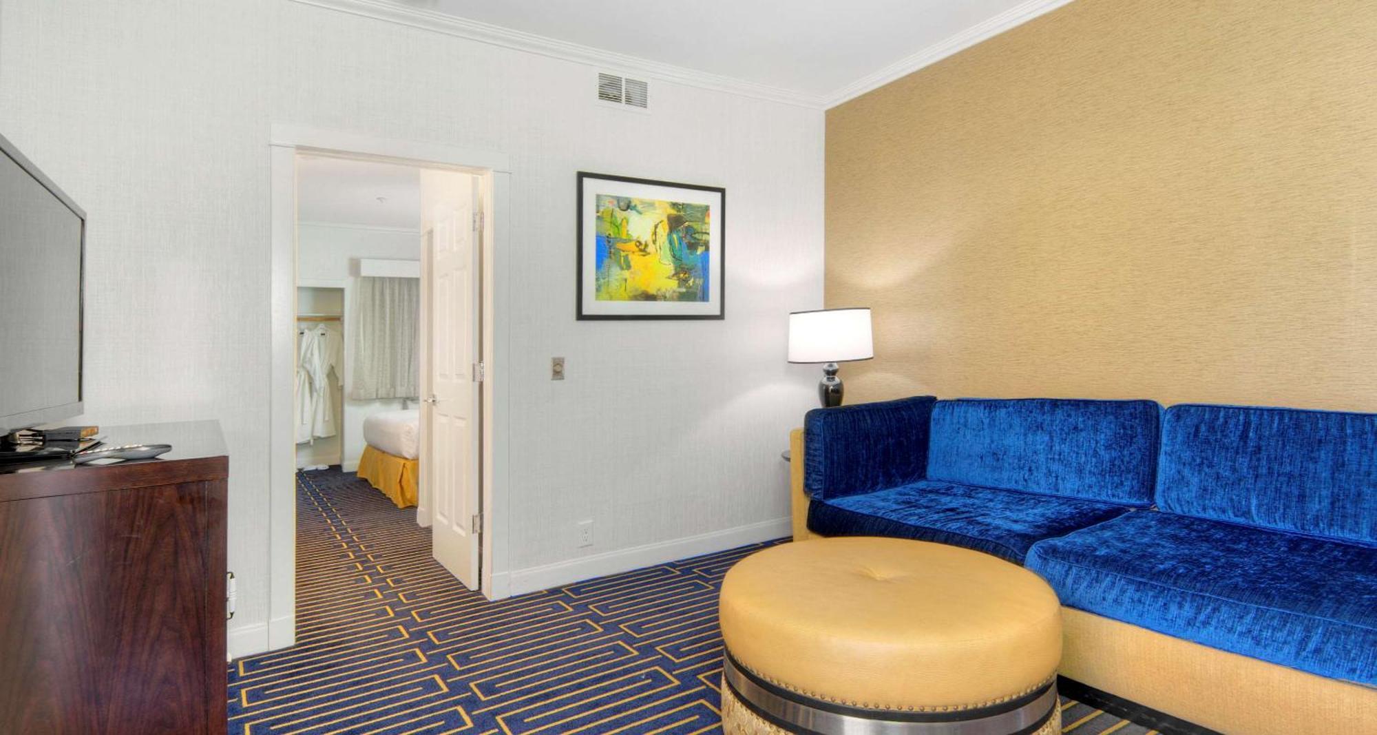 Best Western Plus Palm Court Hotel Davis Eksteriør bilde